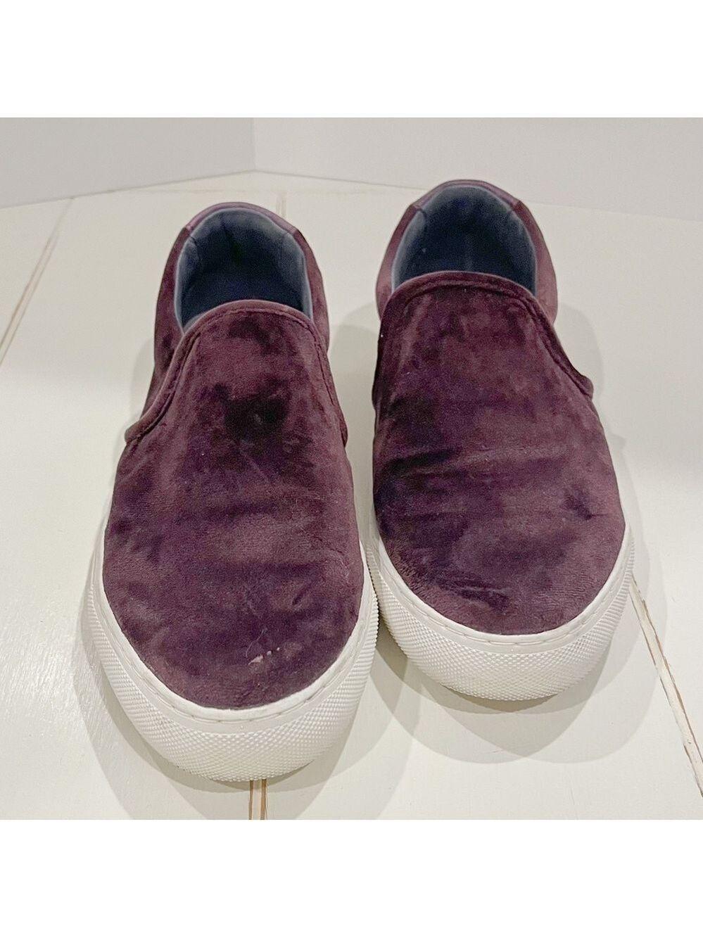 Sketchers Slipon Shoes